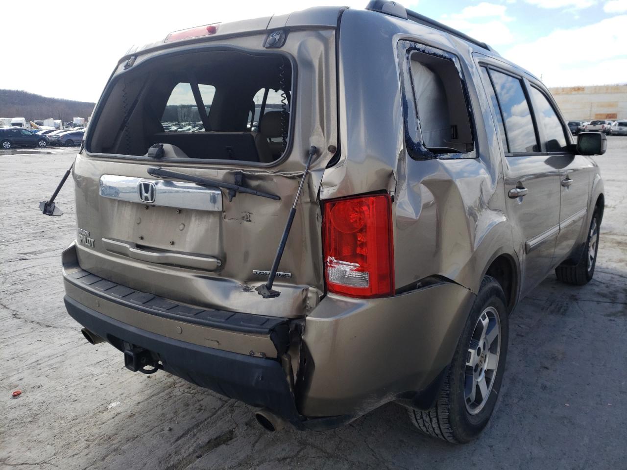 Photo 9 from auction – 2011 HONDA PILOT TOUR with VIN 5FNYF3H91BB038427