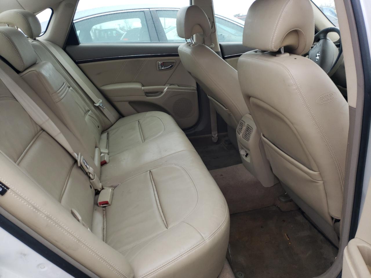 Photo 6 from auction – 2011 HYUNDAI AZERA GLS with VIN KMHFC4DD2BA539766