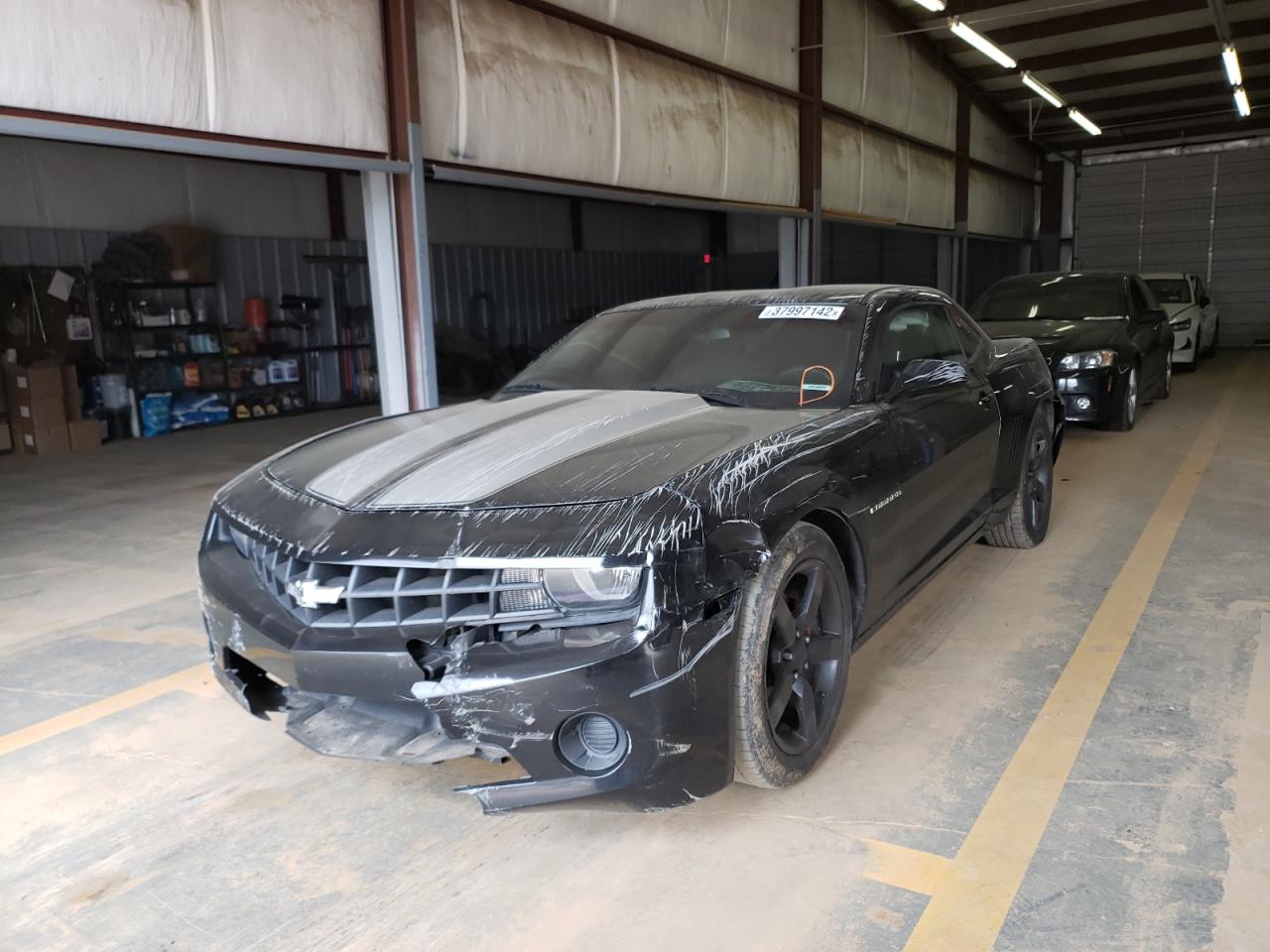 Photo 9 from auction – 2013 CHEVROLET CAMARO LS with VIN 2G1FA1E32D9117261