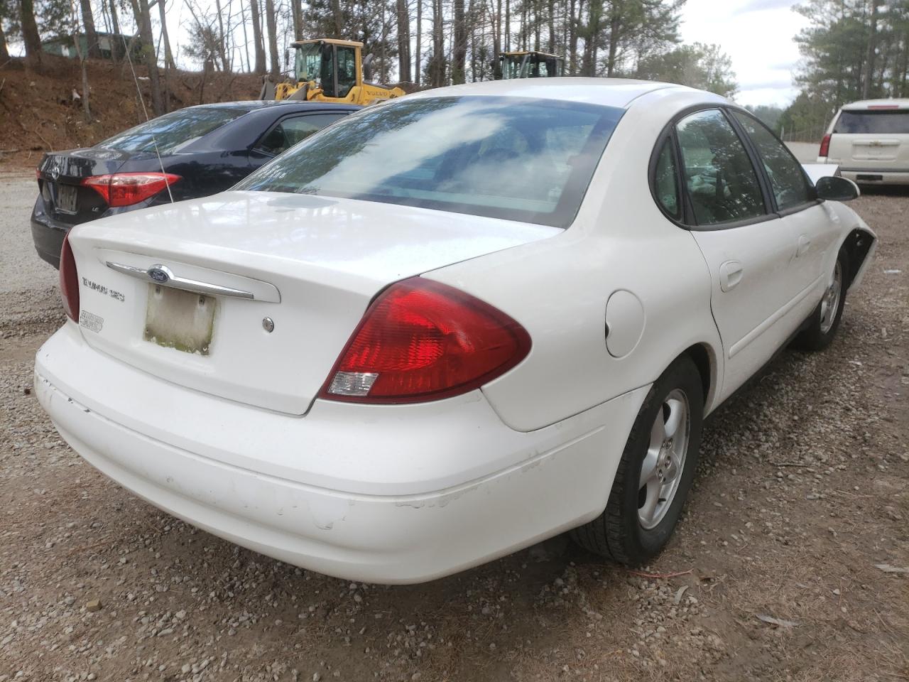 Photo 4 from auction – 2003 FORD TAURUS SES with VIN 1FAFP55223G272046