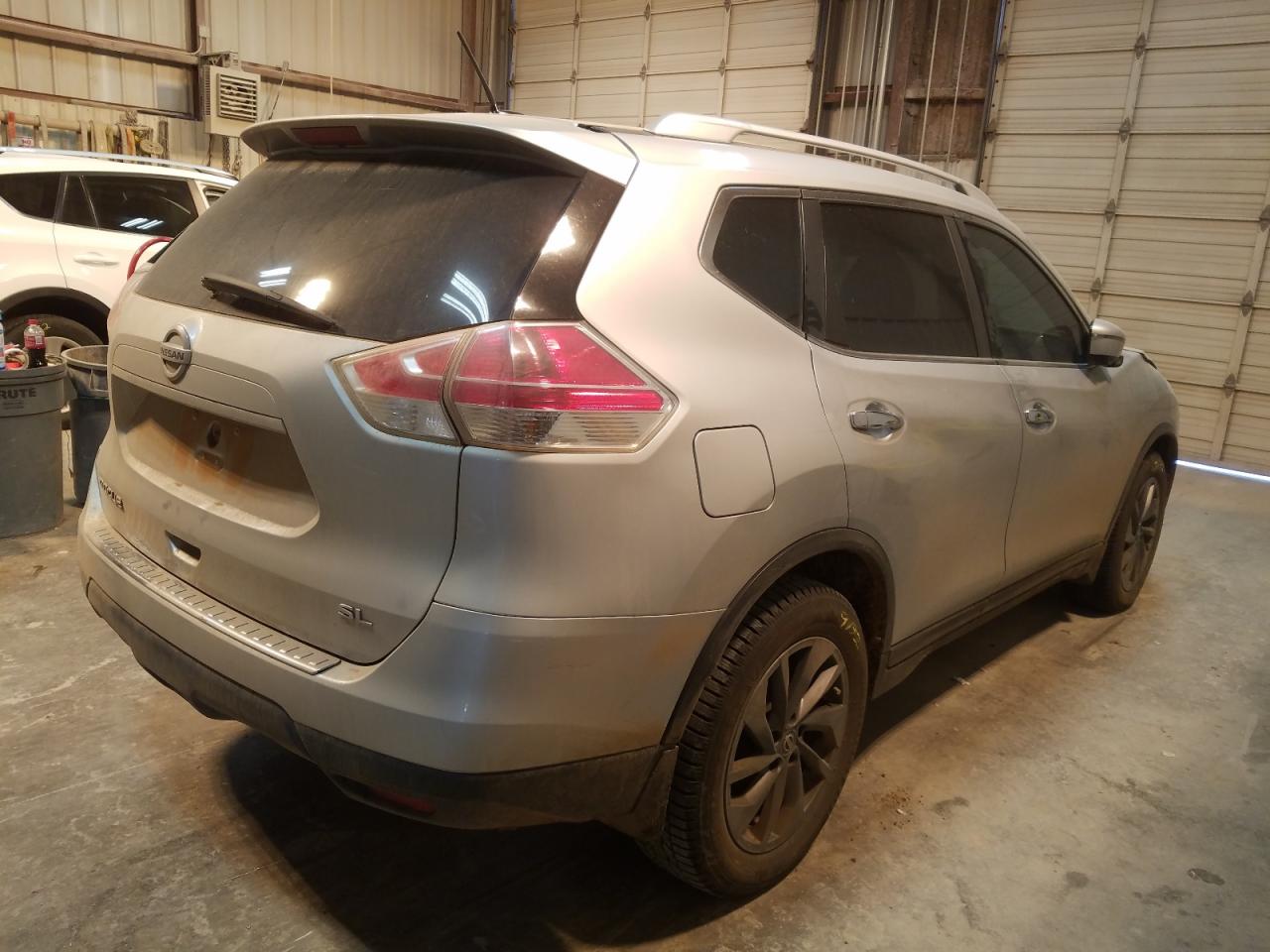 Photo 4 from auction – 2016 NISSAN ROGUE S with VIN KNMAT2MT0GP686747