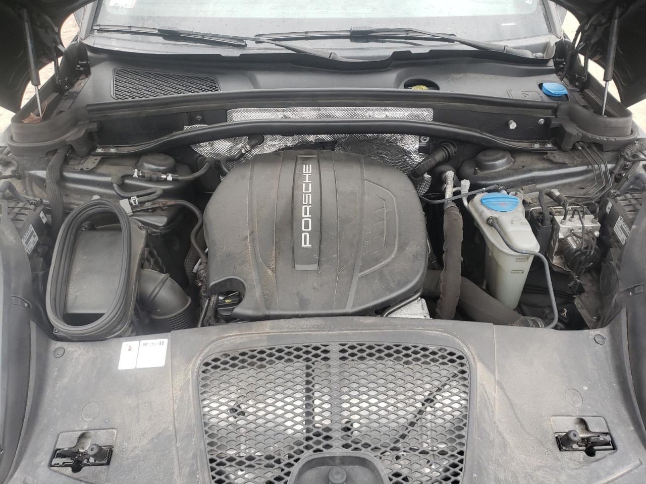Photo 7 from auction – 2018 PORSCHE MACAN with VIN WP1AA2A59JLB02998