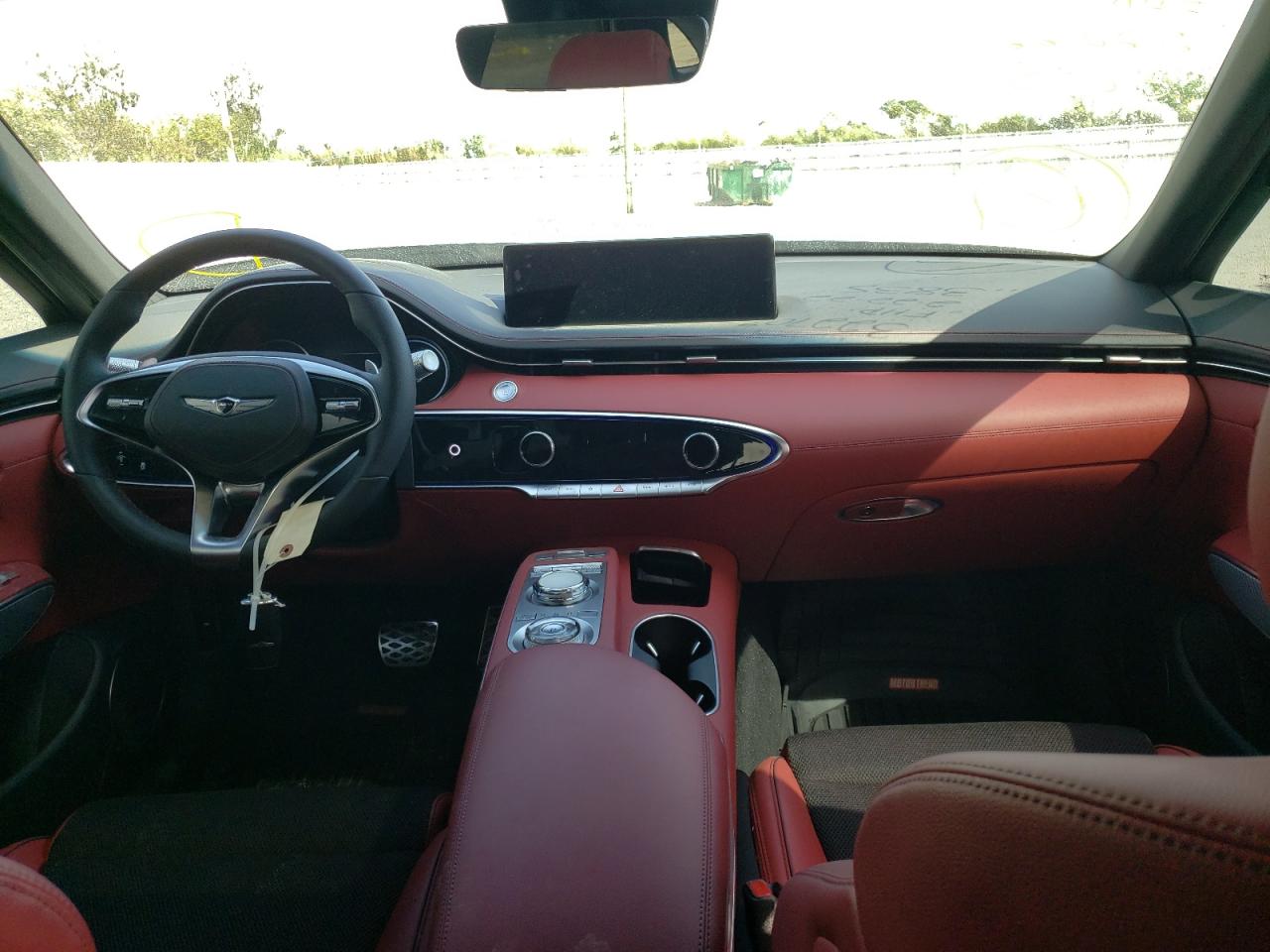 Photo 9 from auction – 2022 GENESIS GV70 BASE with VIN KMUMADTBXNU023835