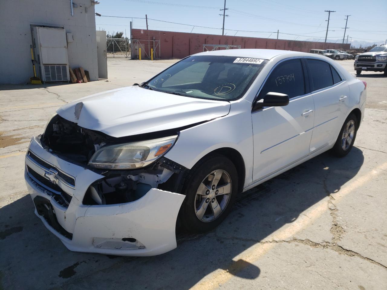 Photo 2 from auction – 2013 CHEVROLET MALIBU LS with VIN 1G11B5SA7DF150085