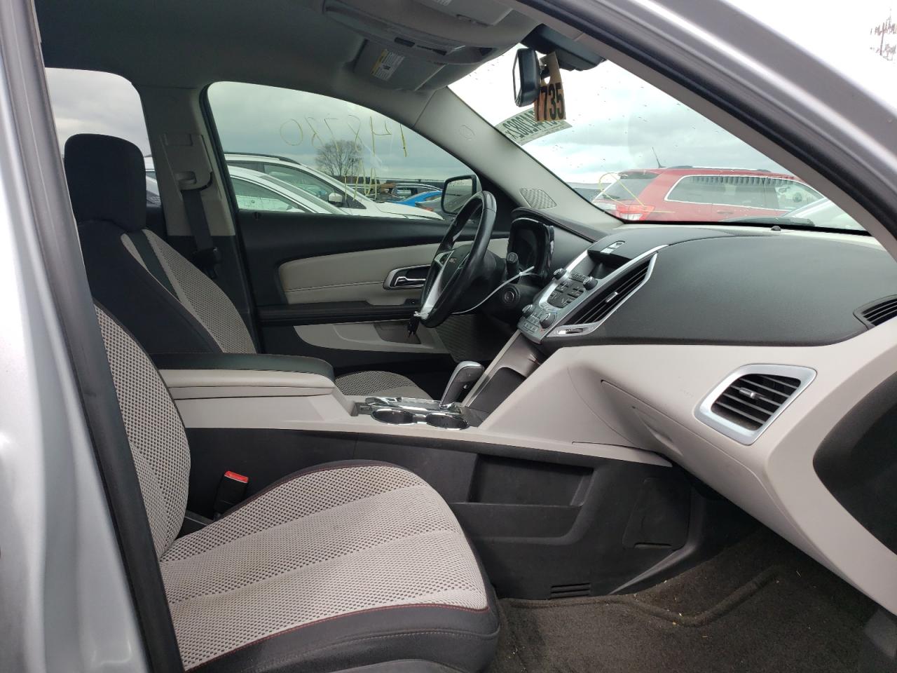 Photo 5 from auction – 2011 GMC TERRAIN SL with VIN 2CTFLTE56B6385604