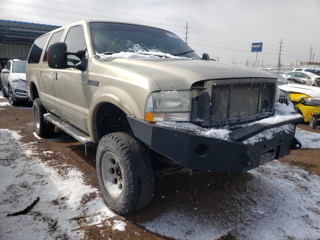 FORD EXCURSION 2004 with VIN 1FMSU43P14EB94832 - Photo from auction