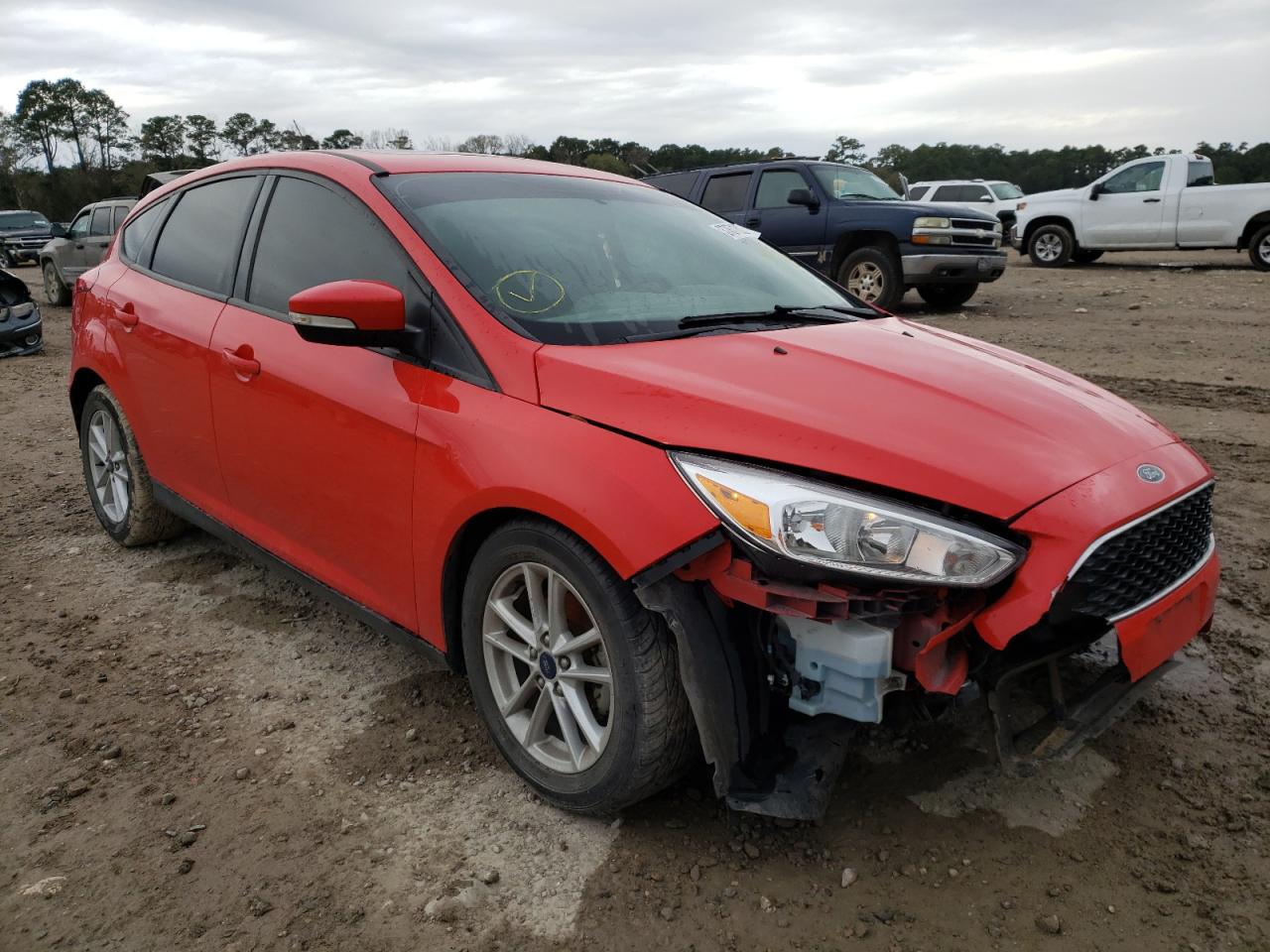 FORD FOCUS SE 2016 with VIN 1FADP3K27GL339155 - Photo from auction