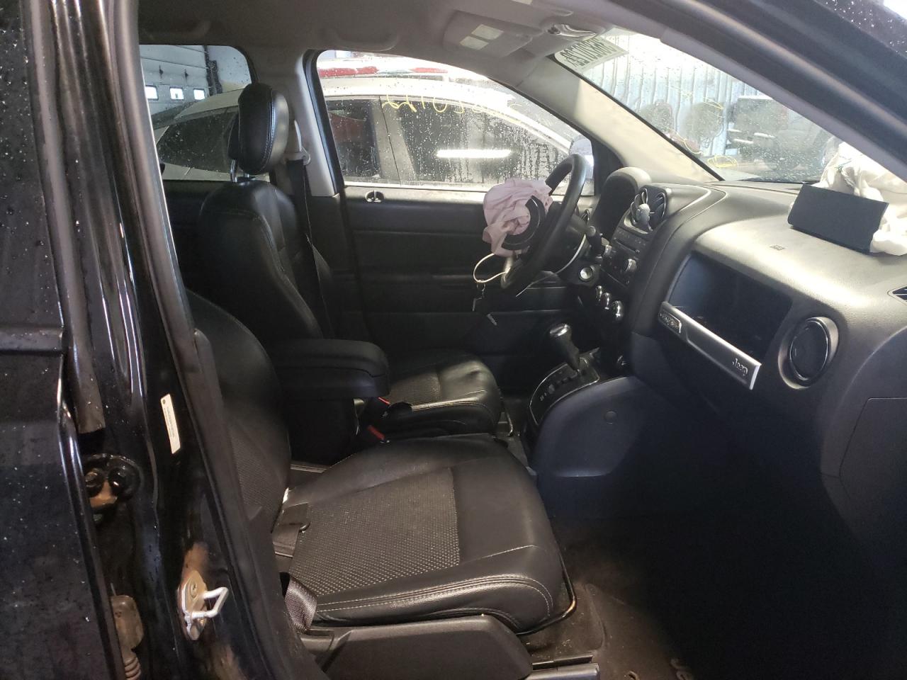 Photo 5 from auction – 2015 JEEP COMPASS SP with VIN 1C4NJDBB9FD383186