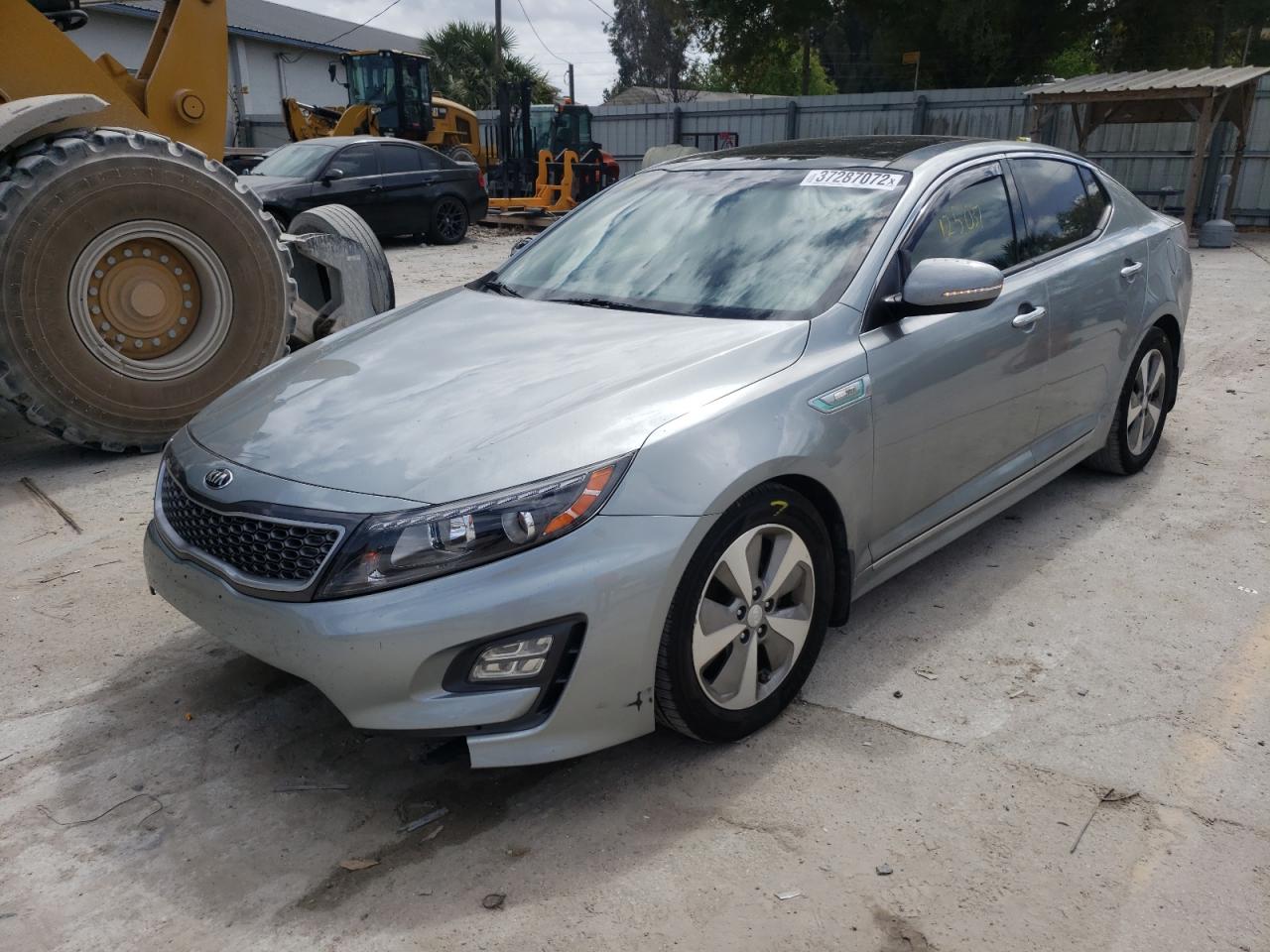 Photo 2 from auction – 2015 KIA OPTIMA HYB with VIN KNAGN4AD4F5084454