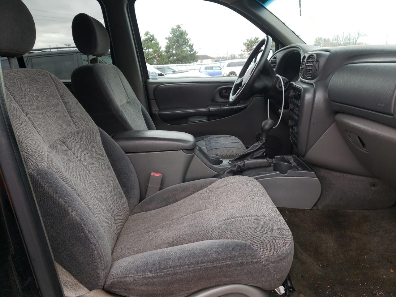 Photo 5 from auction – 2003 CHEVROLET TRAILBLAZE with VIN 1GNET16S136114724