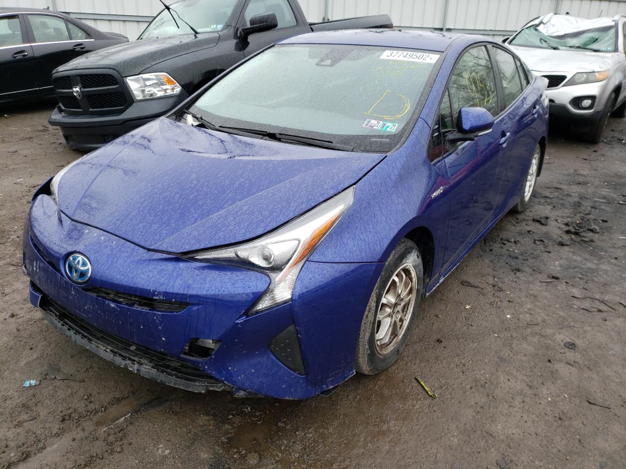 Photo 2 from auction – 2017 TOYOTA PRIUS with VIN JTDKBRFU3H3547730