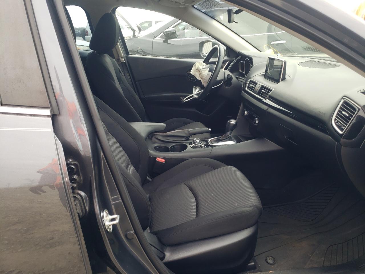 Photo 5 from auction – 2014 MAZDA 3 TOURING with VIN JM1BM1L79E1104838