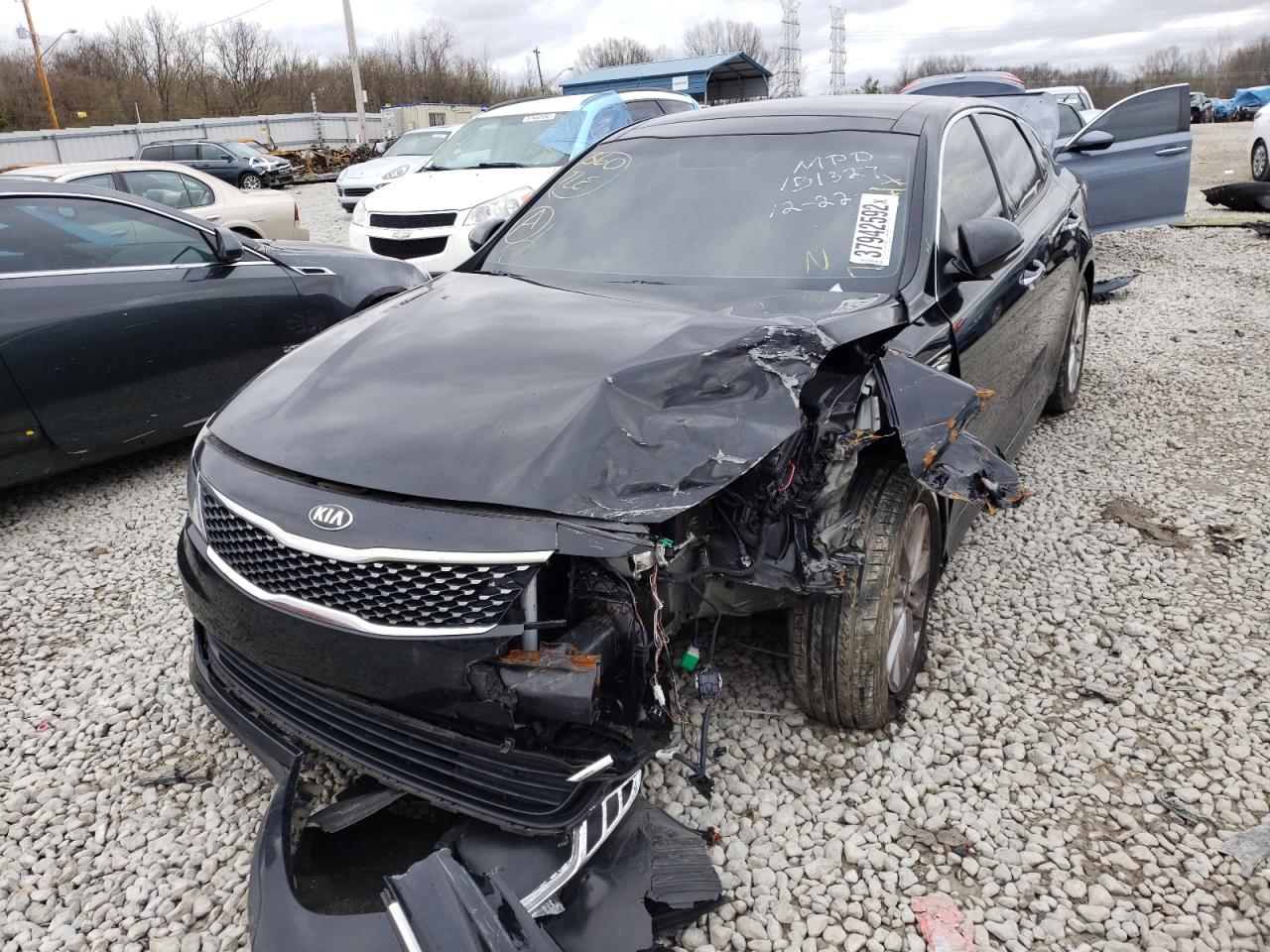 Photo 2 from auction – 2017 KIA OPTIMA EX with VIN 5XXGU4L3XHG174121