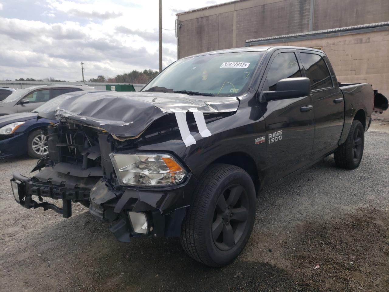 Photo 2 from auction – 2018 RAM 1500 ST with VIN 1C6RR7KTXJS148361
