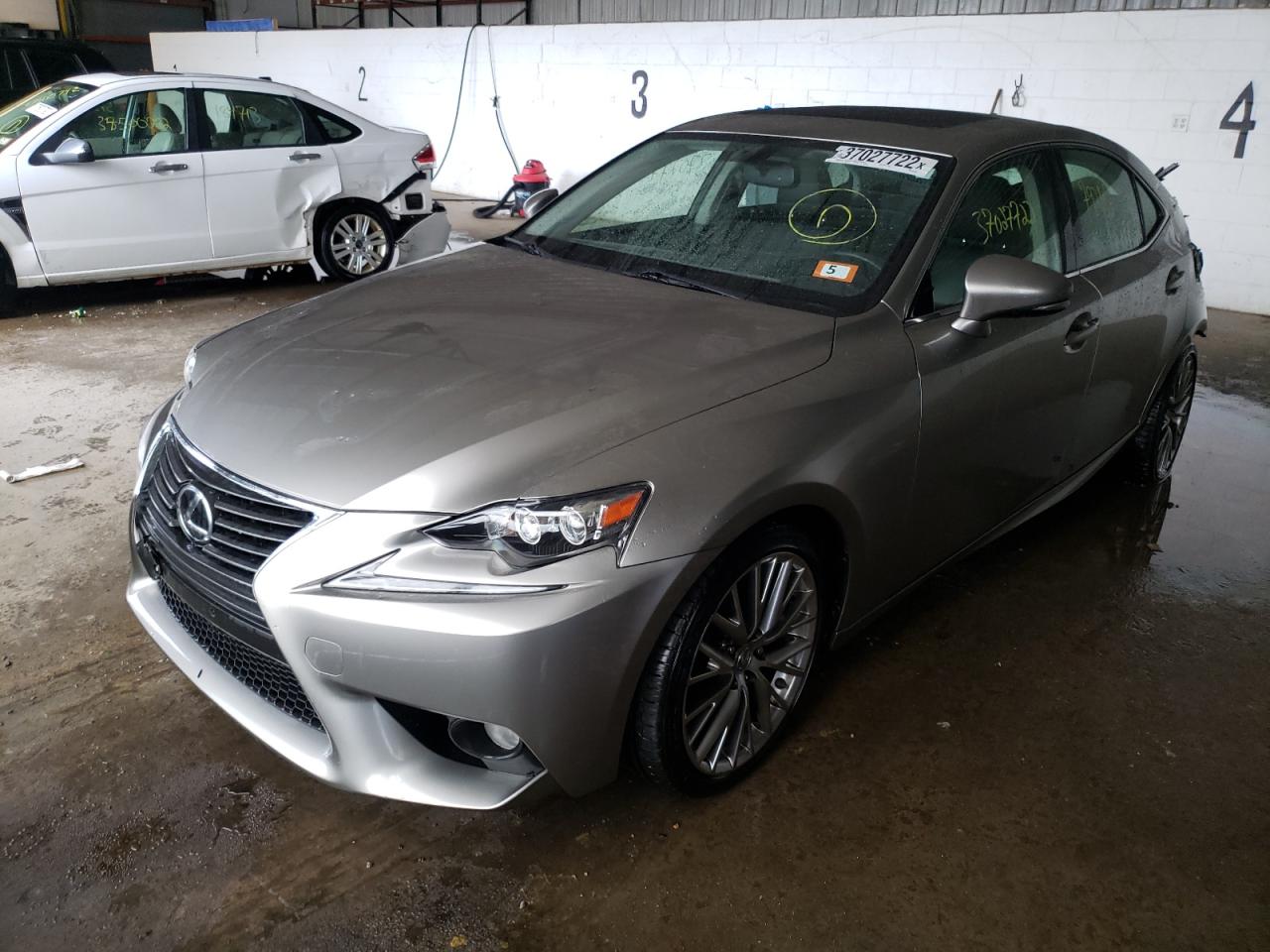 Photo 2 from auction – 2014 LEXUS IS 250 with VIN JTHCF1D25E5006480