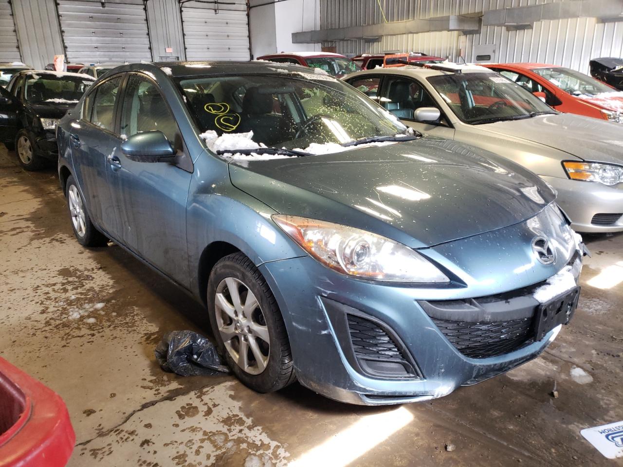 MAZDA 3 I 2011 with VIN JM1BL1VF6B1389243 - Photo from auction