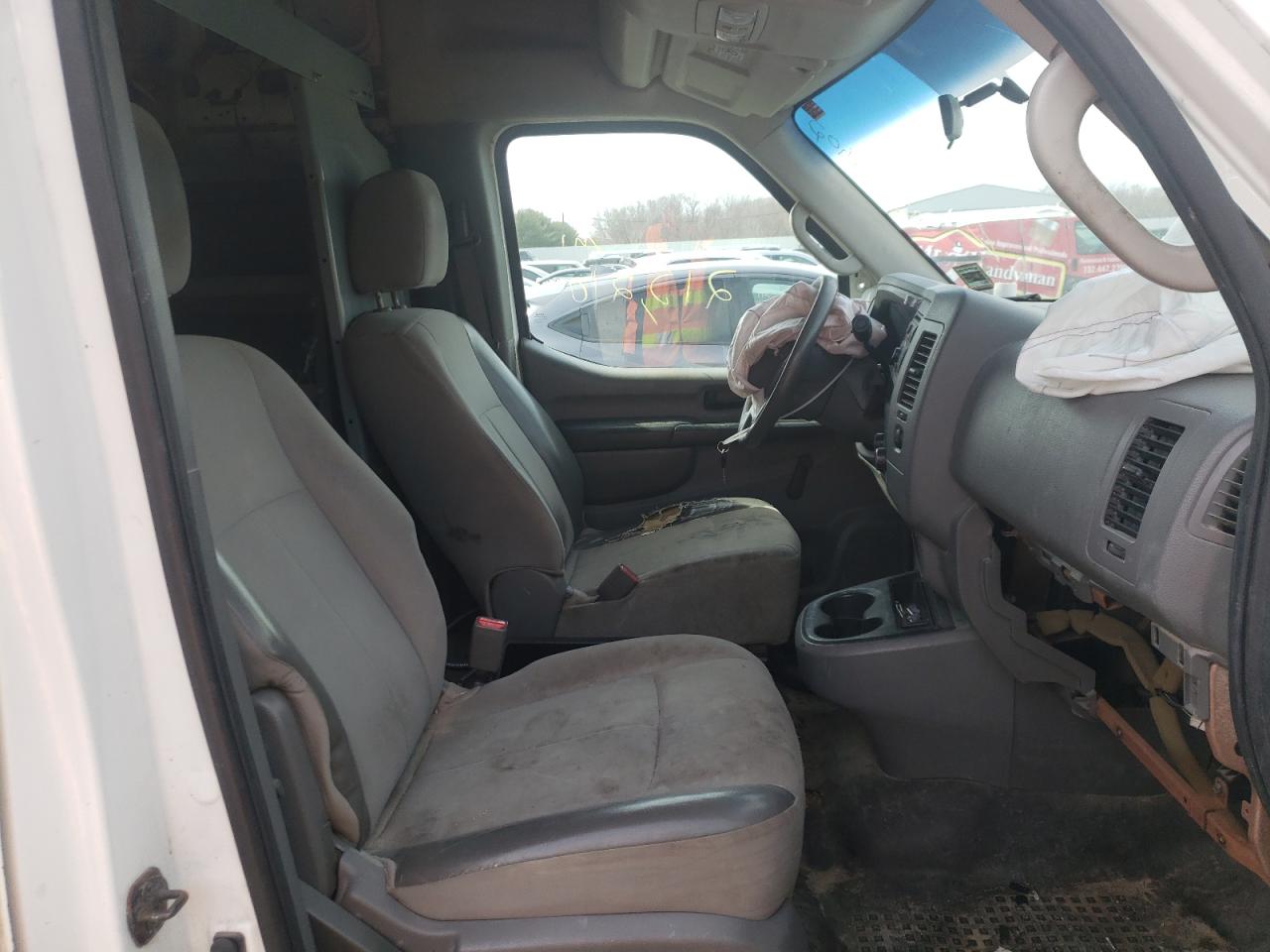 Photo 5 from auction – 2012 NISSAN NV 2500 with VIN 1N6BF0LY2CN108830