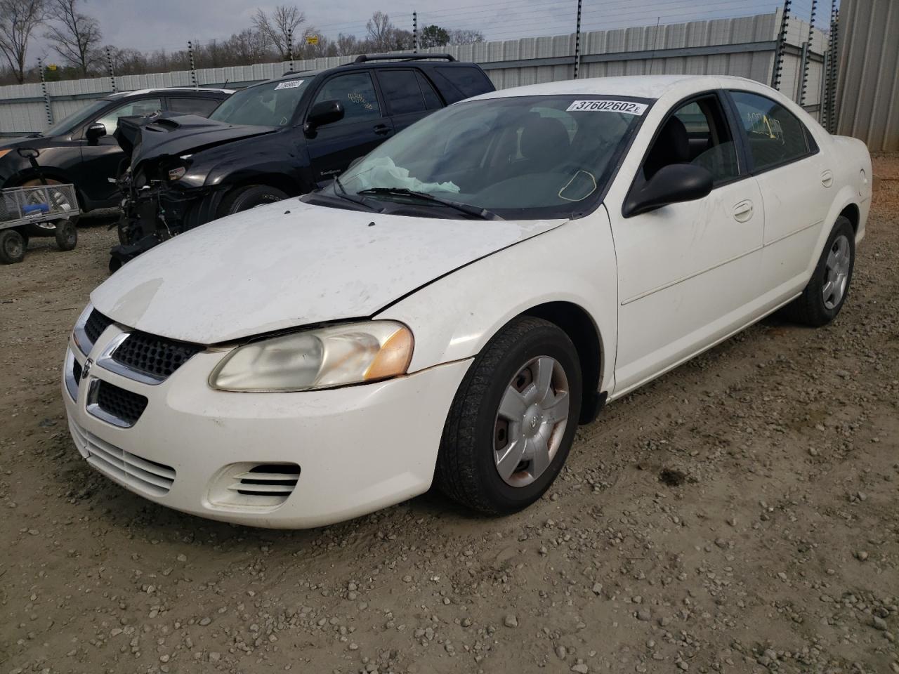 Photo 2 from auction – 2005 DODGE STRATUS SX with VIN 1B3EL46T95N702626