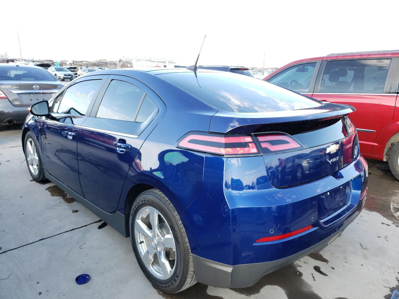 Photo 3 from auction – 2013 CHEVROLET VOLT with VIN 1G1RD6E41DU137594
