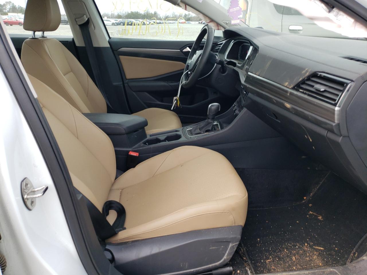 Photo 5 from auction – 2020 VOLKSWAGEN JETTA SEL with VIN 3VWEB7BU3LM012344