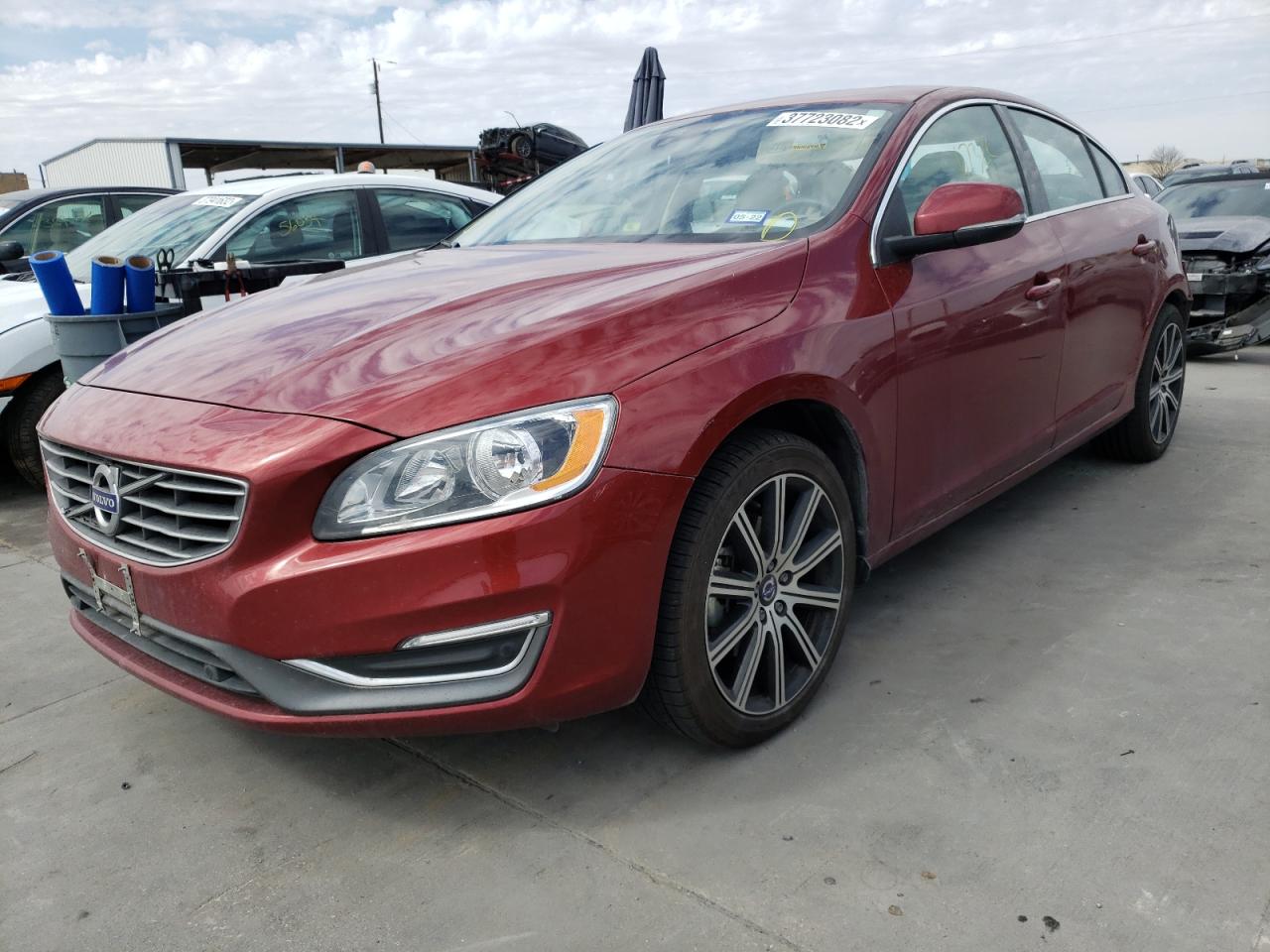 Photo 2 from auction – 2017 VOLVO S60 PREMIE with VIN LYV402HK6HB150776