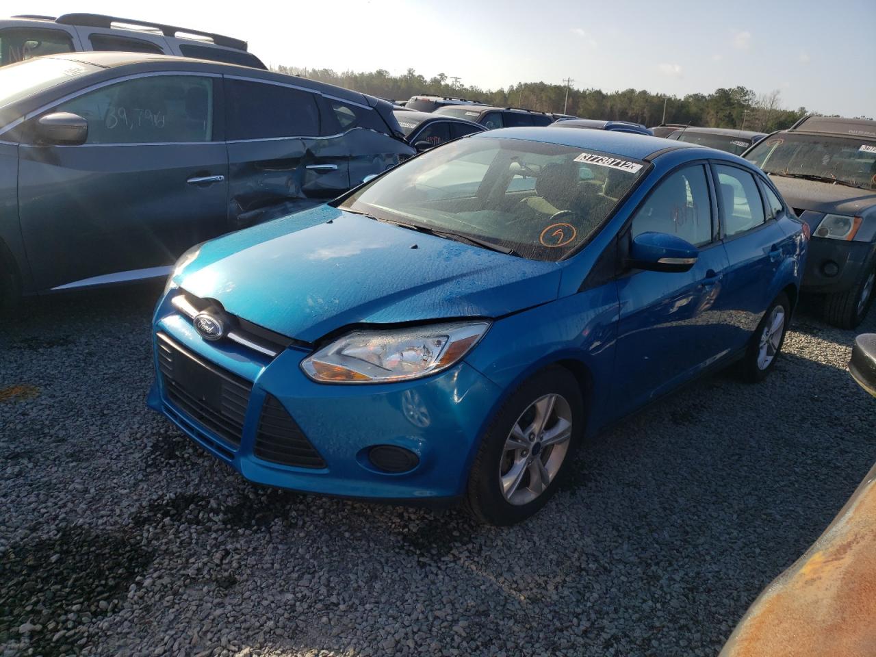 Photo 2 from auction – 2014 FORD FOCUS SE with VIN 1FADP3F23EL427028