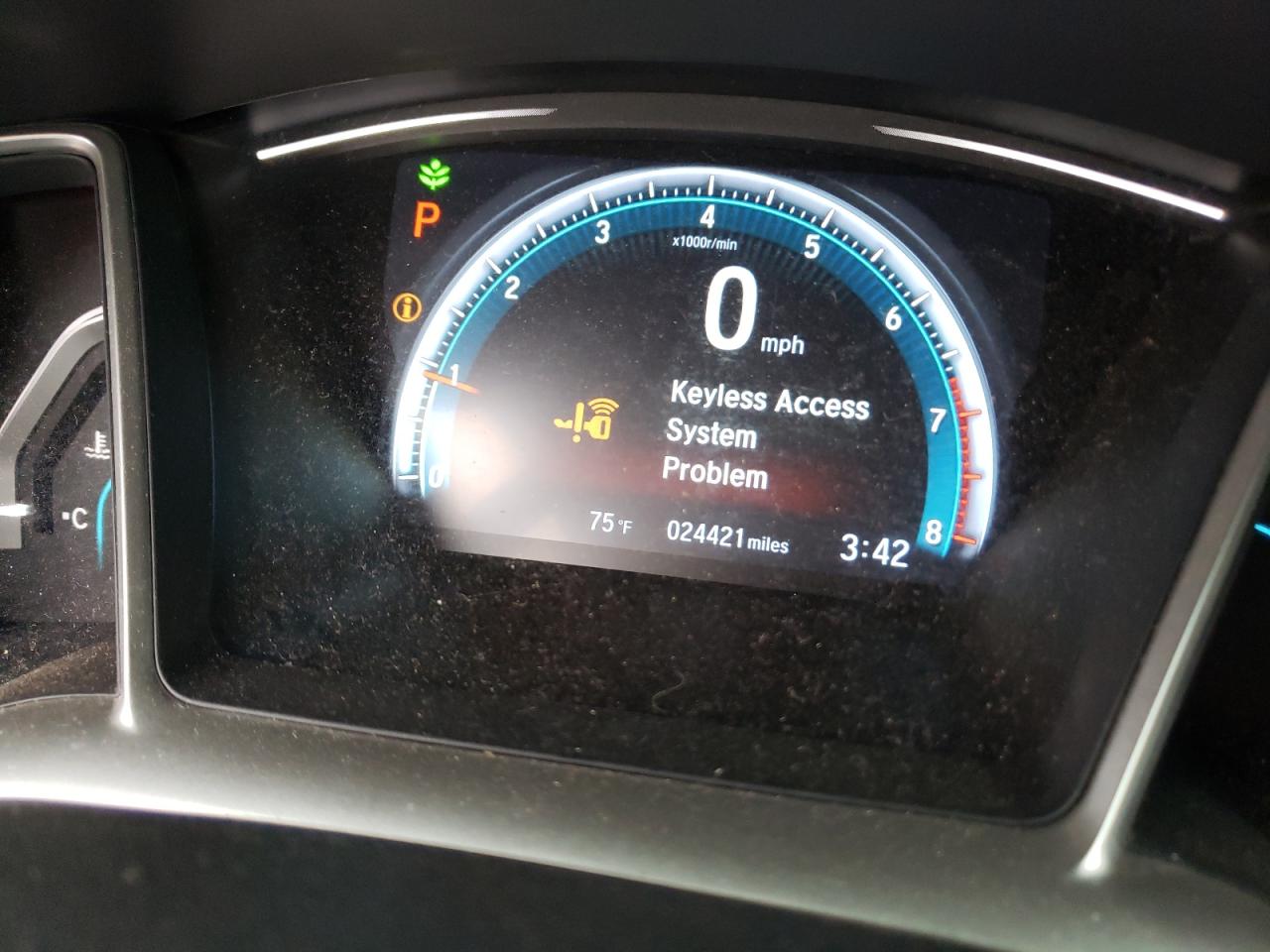 Photo 8 from auction – 2016 HONDA CIVIC EX with VIN 2HGFC2F70GH511944