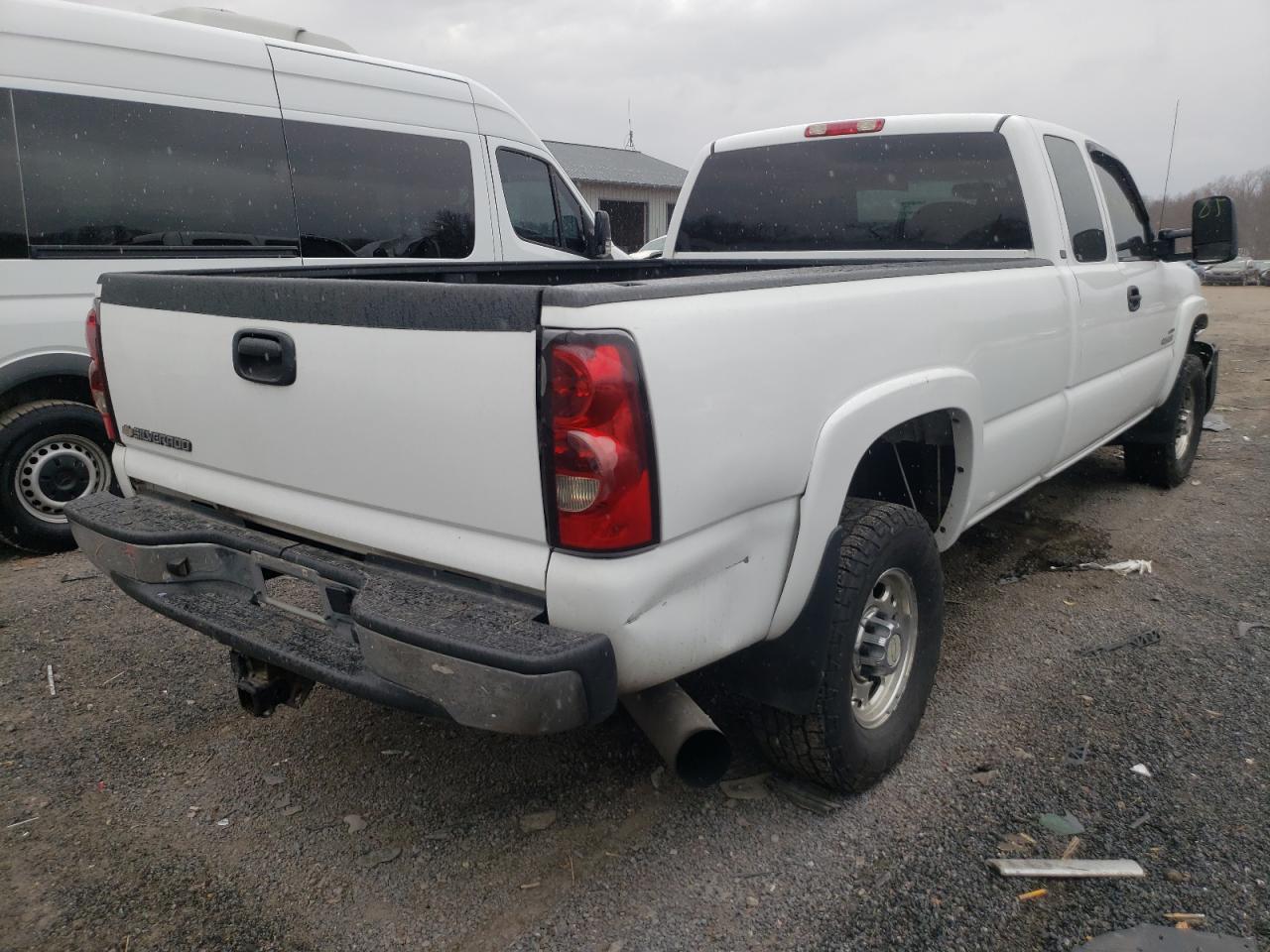 Photo 4 from auction – 2006 CHEVROLET SILVERADO with VIN 1GCHK29D06E229529