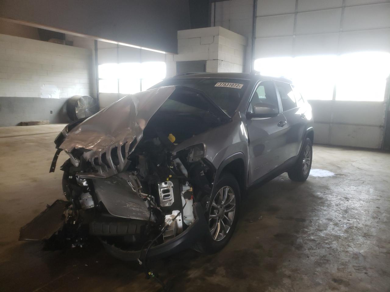 Photo 2 from auction – 2019 JEEP CHEROKEE L with VIN 1C4PJMLX4KD121217