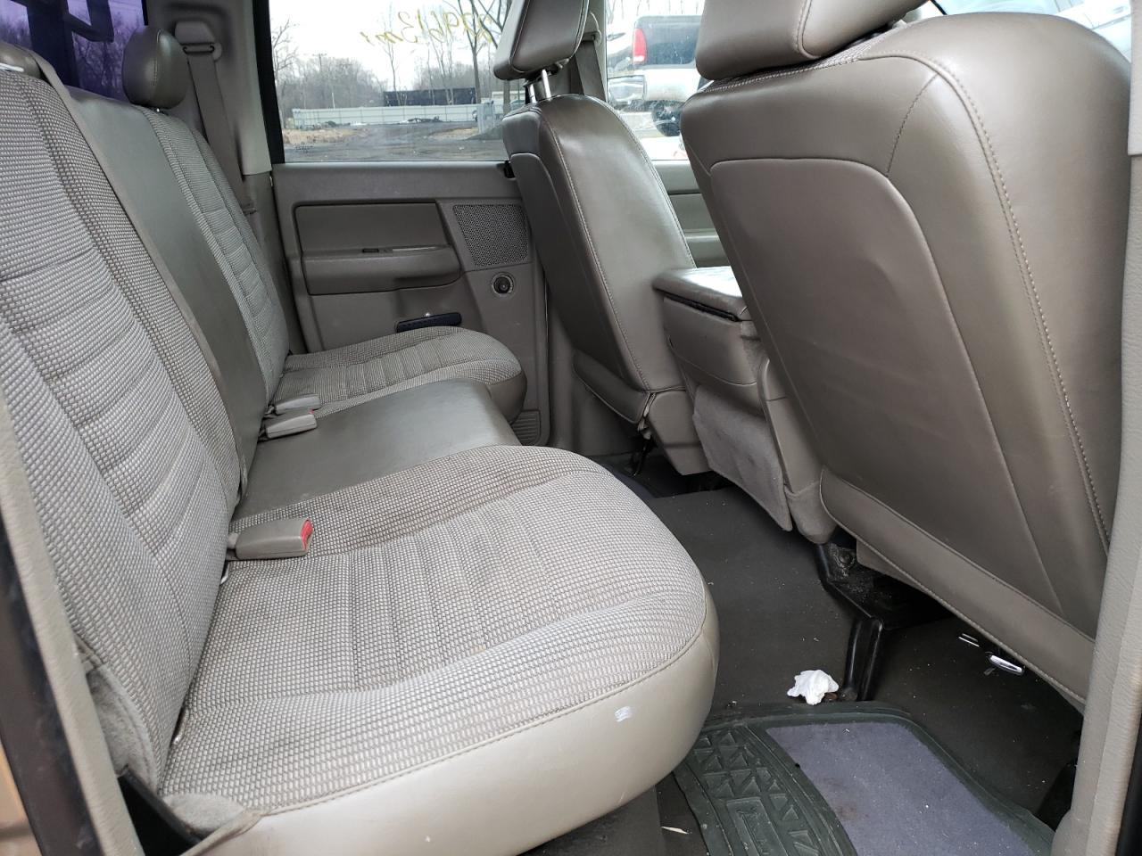 Photo 6 from auction – 2007 DODGE RAM 1500 S with VIN 1D7HU18P77S199342