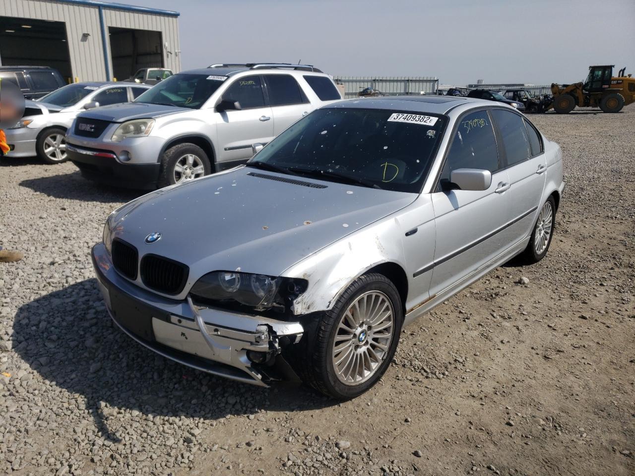 Photo 2 from auction – 2002 BMW 325 XI with VIN WBAEU334X2PF56921