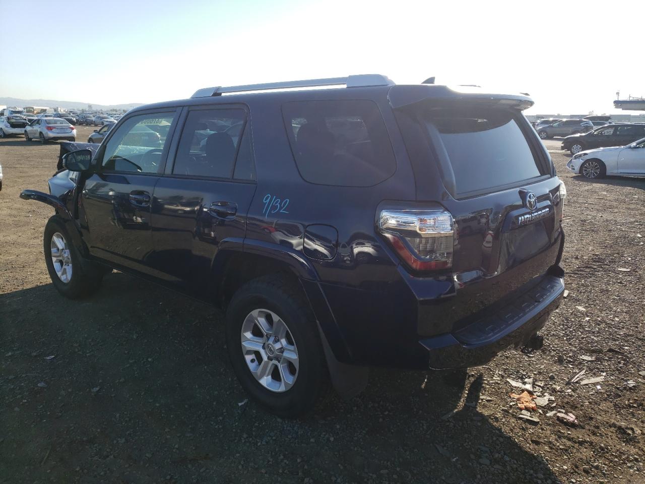 Photo 3 from auction – 2014 TOYOTA 4RUNNER SR with VIN JTEZU5JRXE5069581