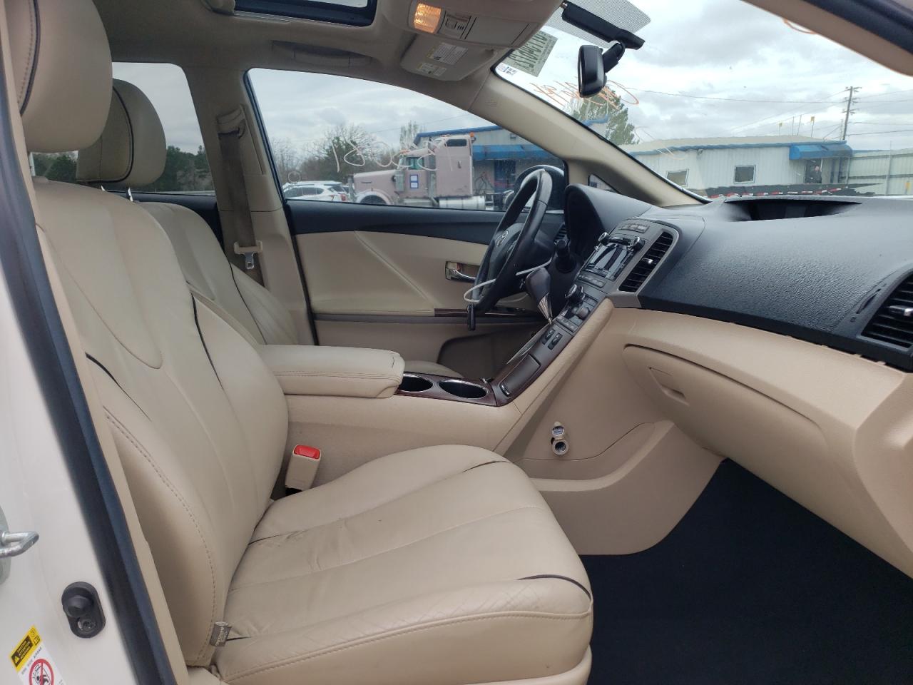 Photo 5 from auction – 2011 TOYOTA VENZA with VIN 4T3ZK3BB8BU043694