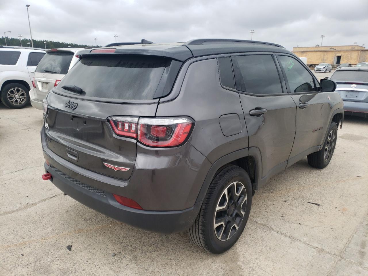 Photo 4 from auction – 2020 JEEP COMPASS with VIN 3C4NJDDB1LT119107