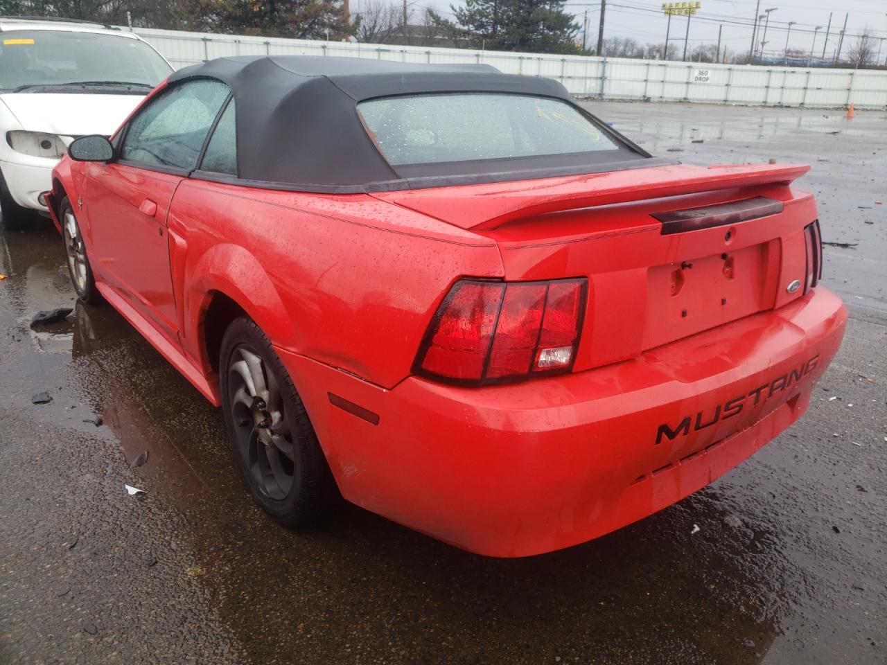 Photo 3 from auction – 2000 FORD MUSTANG with VIN 1FAFP4441YF202936