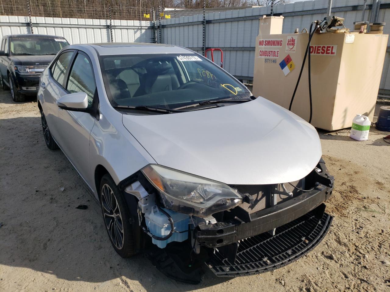 TOYOTA COROLLA L 2015 with VIN 2T1BURHE8FC368667 - Photo from auction