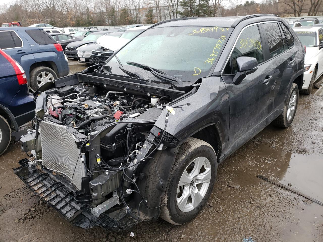 Photo 2 from auction – 2021 TOYOTA RAV4 XLE with VIN 2T3P1RFV3MC179981