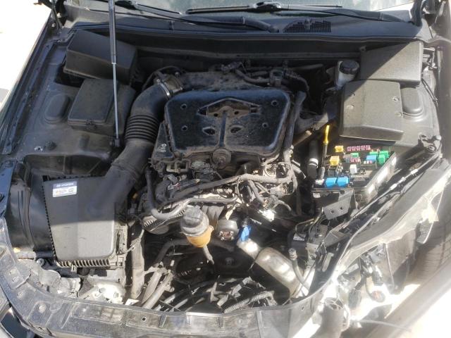 Photo 7 from auction – 2012 HYUNDAI GENESIS 3. with VIN KMHGC4DD2CU198924