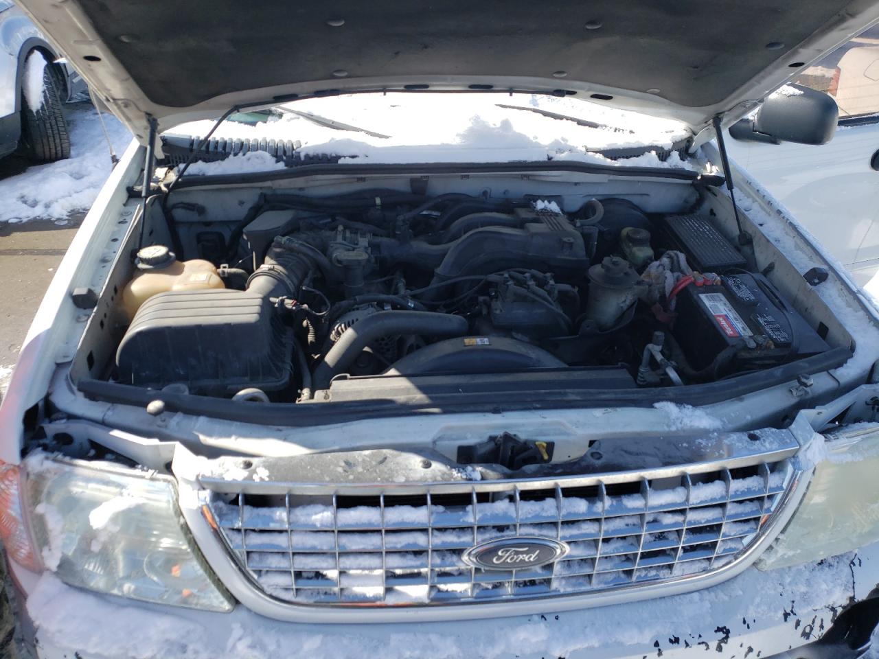 Photo 7 from auction – 2004 FORD EXPLORER X with VIN 1FMZU73K04UC29323
