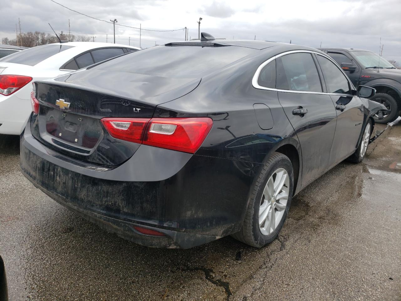 Photo 4 from auction – 2018 CHEVROLET MALIBU LT with VIN 1G1ZD5ST4JF133349