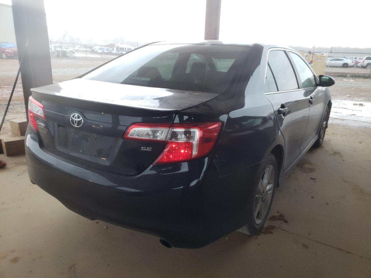 Photo 4 from auction – 2014 TOYOTA CAMRY L with VIN 4T1BF1FK4EU758165