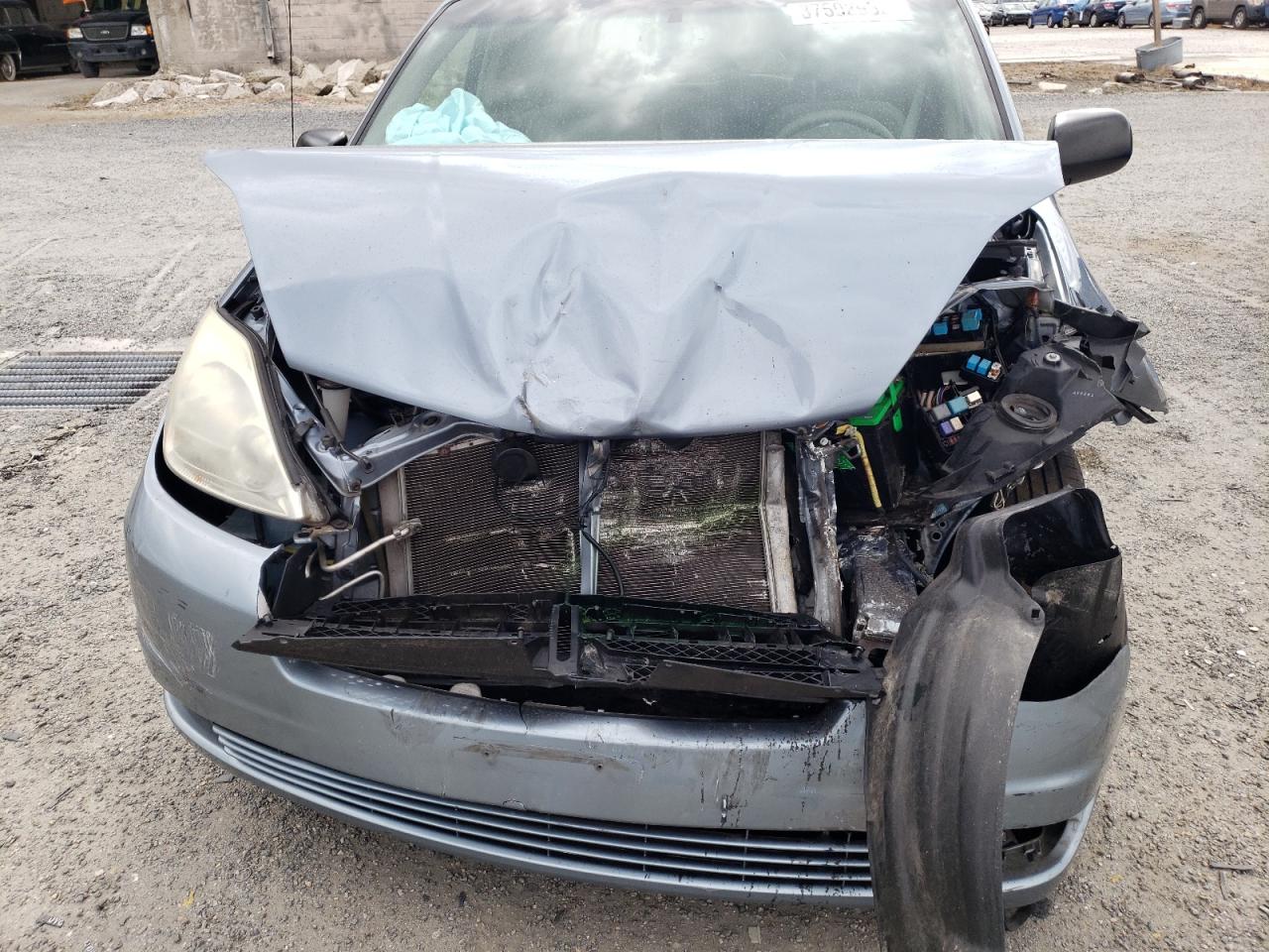 Photo 9 from auction – 2004 TOYOTA SIENNA CE with VIN 5TDZA23C84S100274
