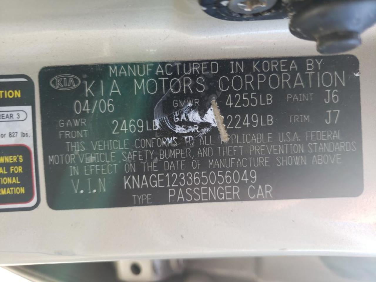 صورة رقم 10 من المزاد - 2006 KIA OPTIMA LX مع VIN KNAGE123365056049