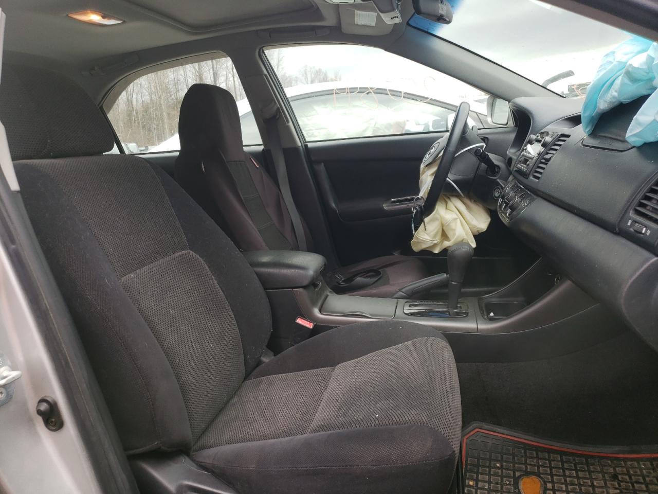Photo 5 from auction – 2002 TOYOTA CAMRY LE with VIN 4T1BF32K02U031280