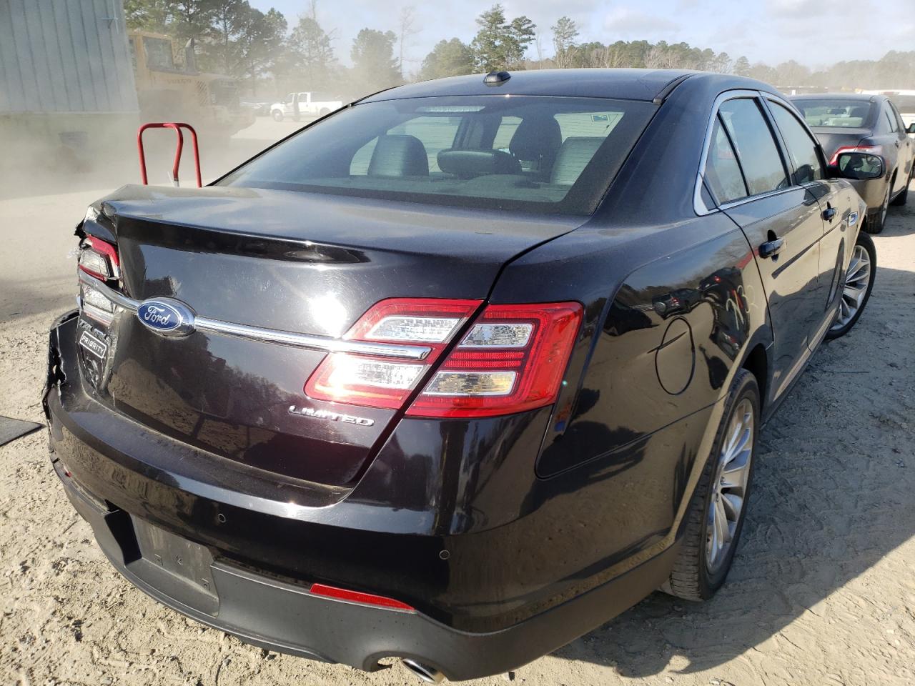 Photo 4 from auction – 2016 FORD TAURUS with VIN 1FAHP2F84GG110998