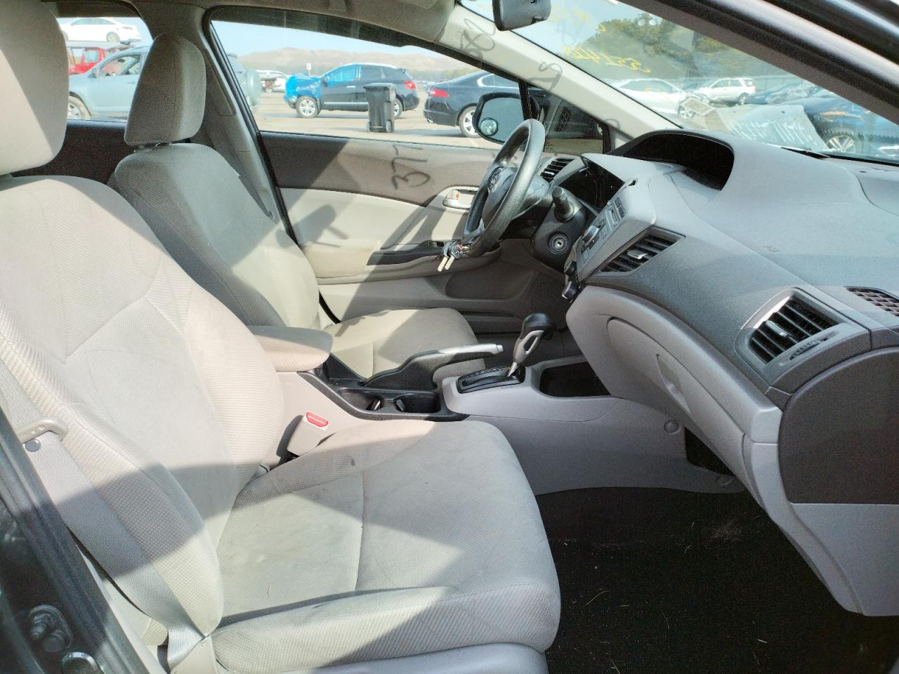 Foto 5 de la subasta – 2012 HONDA CIVIC EX con VIN 2HGFB2F68CH551418