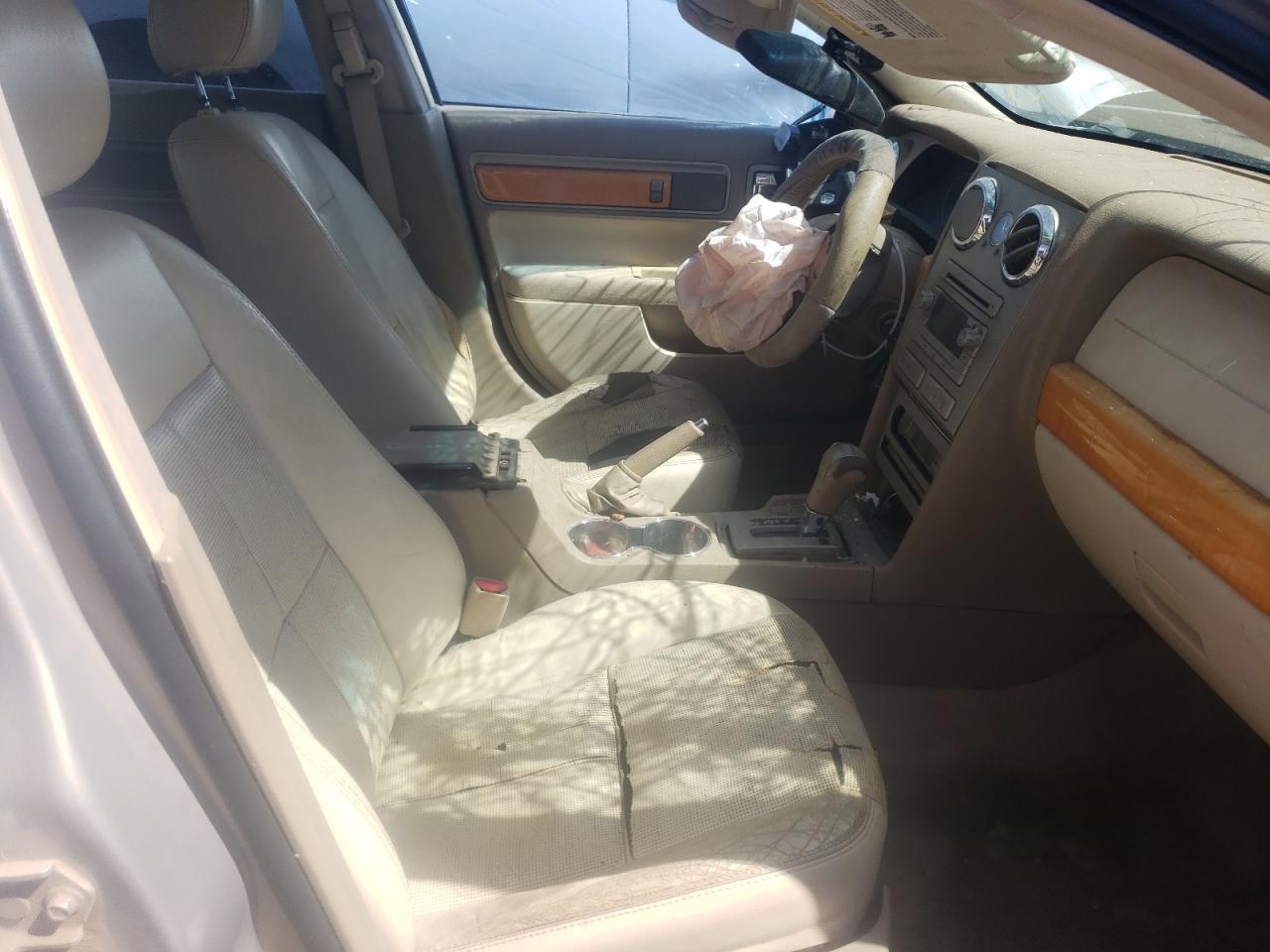 Zdjęcie 5 z aukcji – 2007 LINCOLN MKZ z VIN 3LNHM26T07R622883