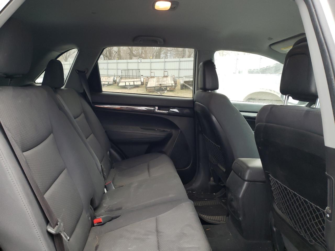 Photo 6 from auction – 2012 KIA SORENTO BA with VIN 5XYKTDA60CG241906