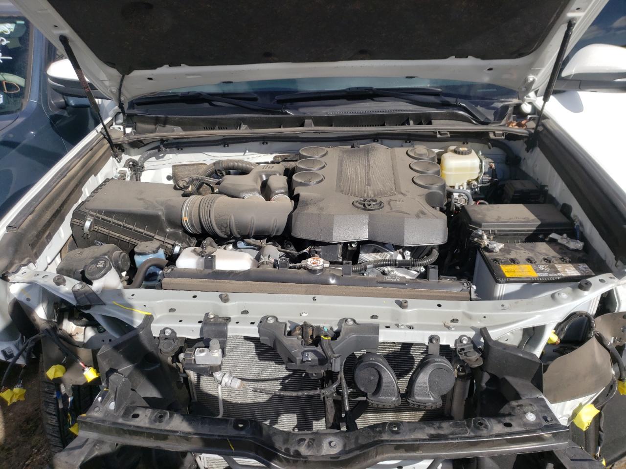 Photo 7 from auction – 2020 TOYOTA 4RUNNER SR with VIN JTEBU5JR1L5822607