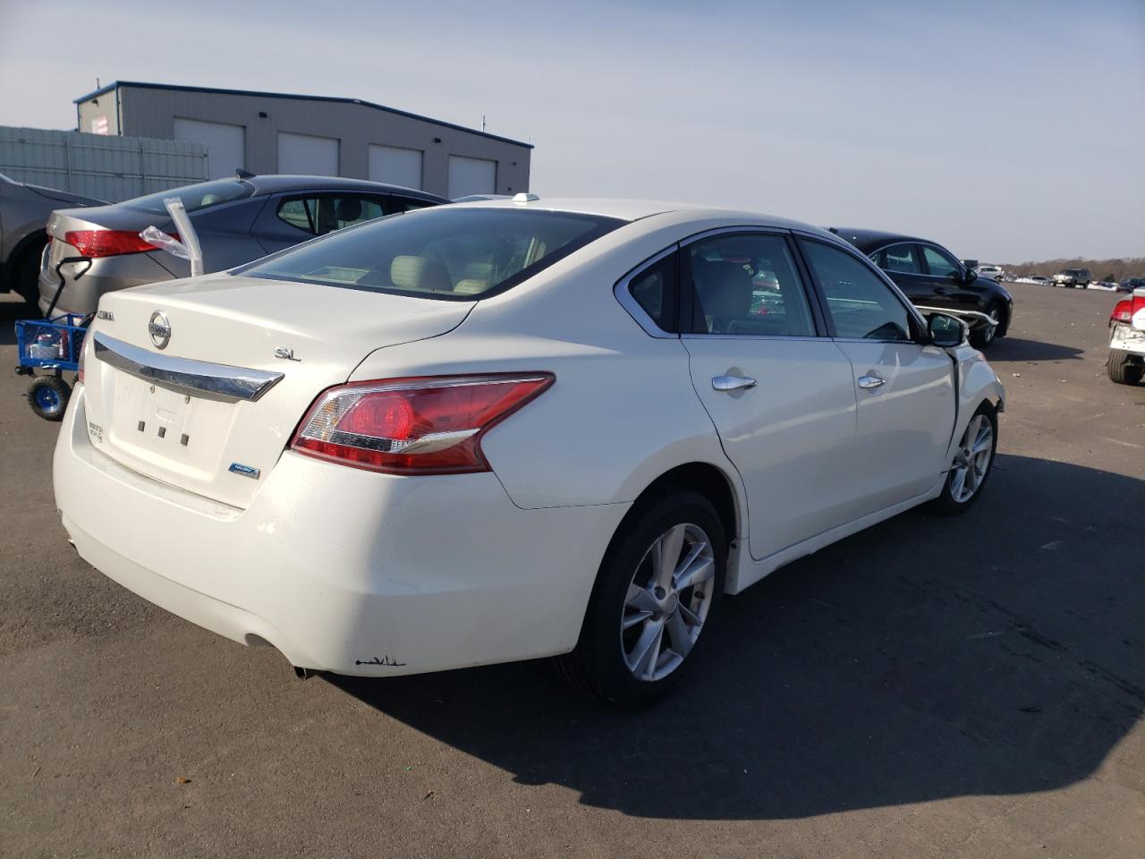 Photo 4 from auction – 2013 NISSAN ALTIMA 2.5 with VIN 1N4AL3AP9DC269004